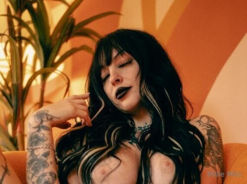 milliemillz / MillieKnoxx / Millie Millz Nude Leaked Onlyfans Photo milliemillz / MillieKnoxx / Millie Millz Nude Leaked Onlyfans Photo