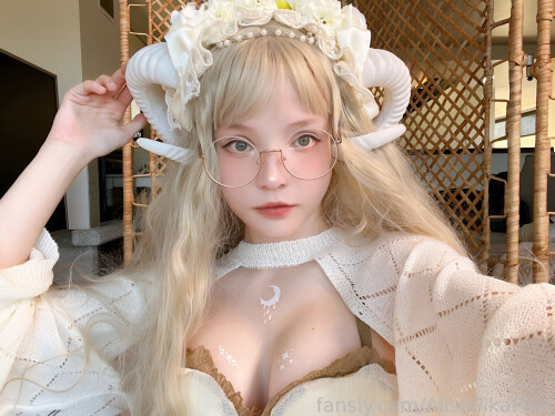 Rocksy Light / AlisaPikaPika Nude Leaked Onlyfans Photo Rocksy Light / AlisaPikaPika Nude Leaked Onlyfans Photo