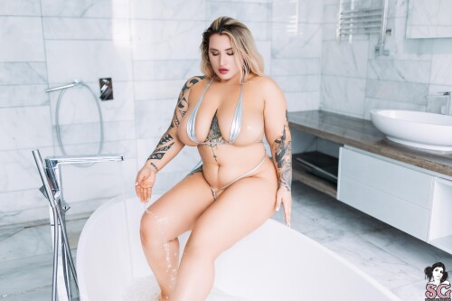 Swag Russian Panda (swagrussianpanda) Nude Leaked Onlyfans Photo