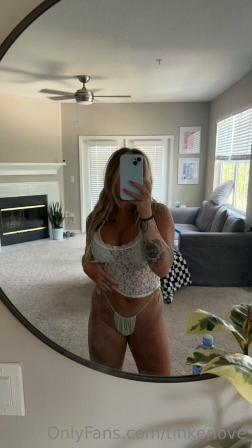 Autumn Rae Nude Leaked Onlyfans Photo Autumn Rae Nude Leaked Onlyfans Photo