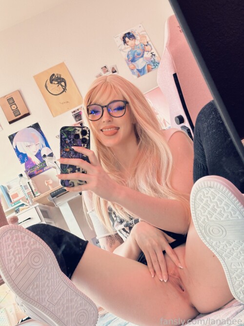 Lana Bee (@lanabeexo) Nude Leaked Onlyfans Photo Lana Bee (@lanabeexo) Nude Leaked Onlyfans Photo