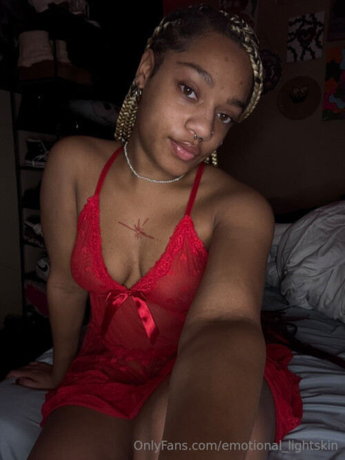 Emotional Lightskin Nude Leaked Onlyfans Photo Emotional Lightskin Nude Leaked Onlyfans Photo