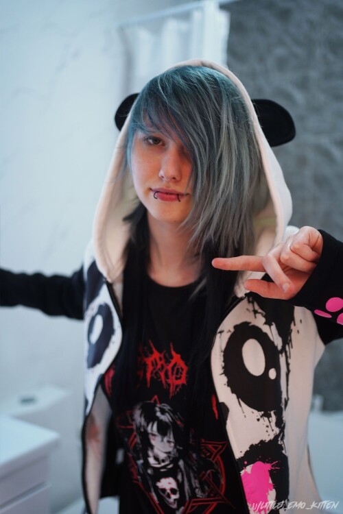 little_emo_kitten Nude Leaked Onlyfans Photo little_emo_kitten Nude Leaked Onlyfans Photo
