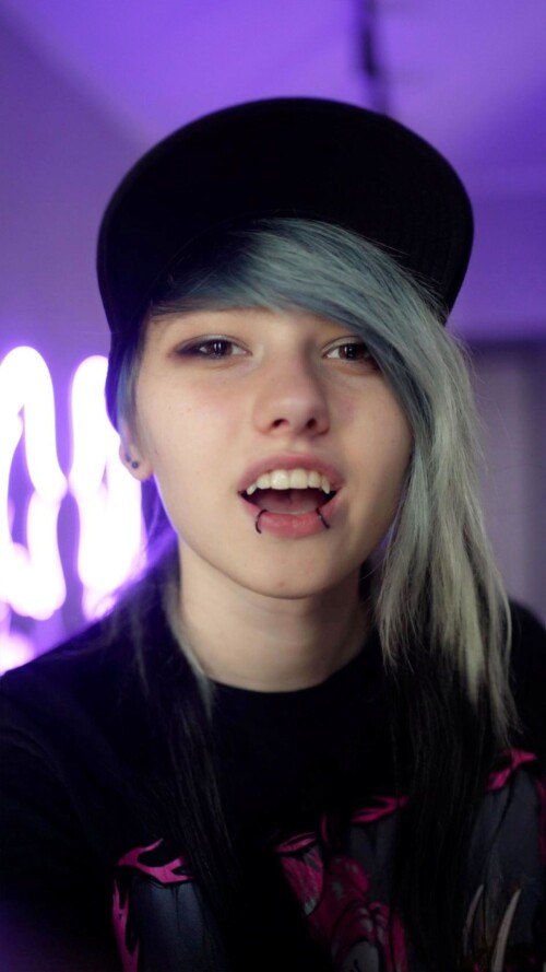 little_emo_kitten Nude Leaked Onlyfans Photo little_emo_kitten Nude Leaked Onlyfans Photo