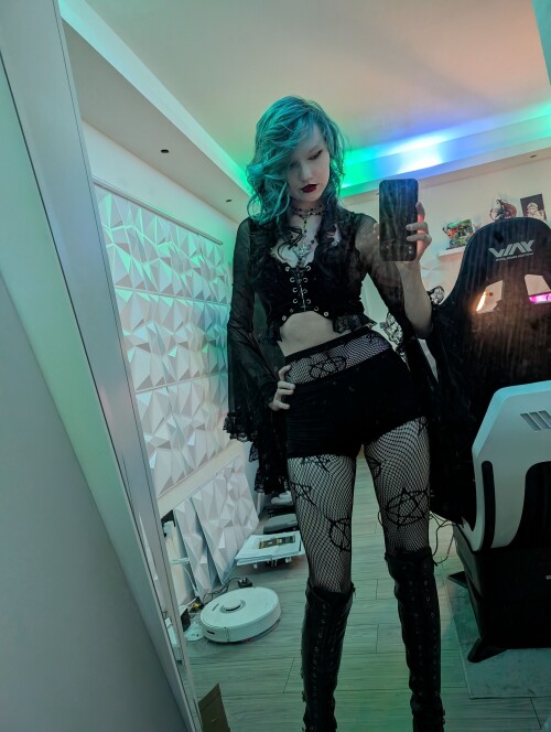 little_emo_kitten Nude Leaked Onlyfans Photo little_emo_kitten Nude Leaked Onlyfans Photo