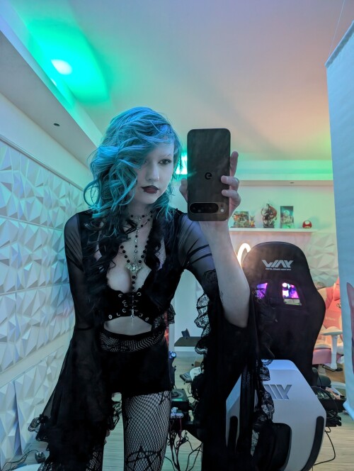 little_emo_kitten Nude Leaked Onlyfans Photo little_emo_kitten Nude Leaked Onlyfans Photo