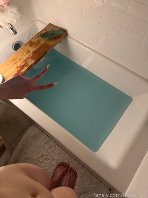 Hime_Tsu Nude Leaked Onlyfans Photo Hime_Tsu Nude Leaked Onlyfans Photo