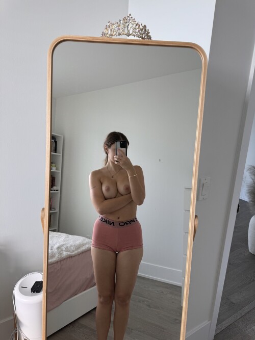 Bronwin Nude Leaked Onlyfans Photo Bronwin Nude Leaked Onlyfans Photo