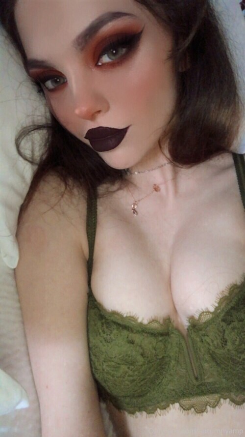 autumnvamp / ohemgeeijizzed / _ohemgeeijizzed_ Nude Leaked Onlyfans Photo