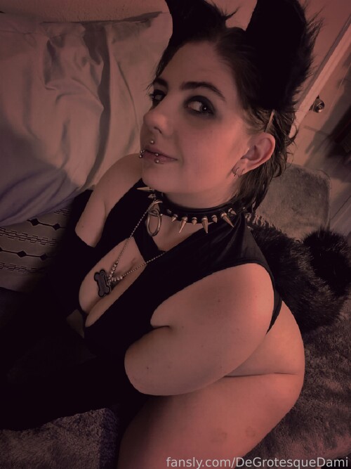 degrotesquedami Nude Leaked Onlyfans Photo degrotesquedami Nude Leaked Onlyfans Photo