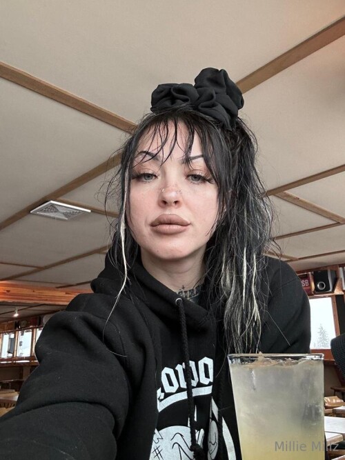 milliemillz / MillieKnoxx / Millie Millz Nude Leaked Onlyfans Photo milliemillz / MillieKnoxx / Millie Millz Nude Leaked Onlyfans Photo