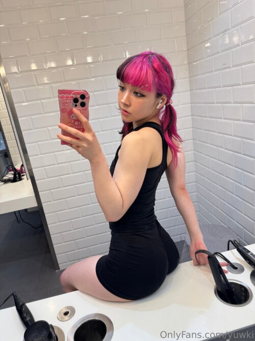 yyuki | kittensulk Nude Leaked Onlyfans Photo yyuki | kittensulk Nude Leaked Onlyfans Photo