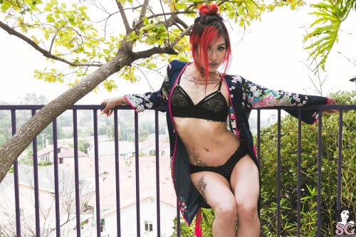 mahnee / suicide_mahnee Nude Leaked Onlyfans Photo