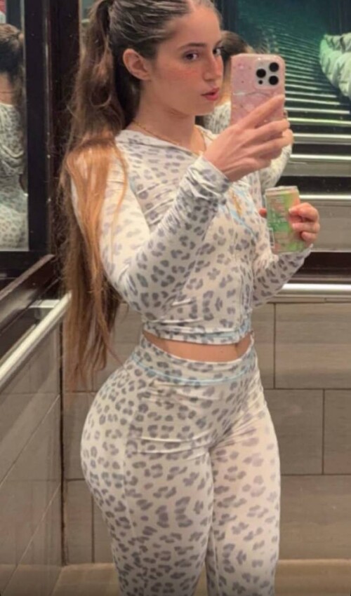 Emarr B | emarrb Nude Leaked Onlyfans Photo Emarr B | emarrb Nude Leaked Onlyfans Photo
