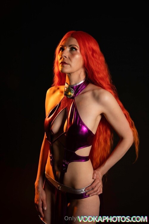 CosmicEmpress / Rebecca Kinny Nude Leaked Onlyfans Photo
