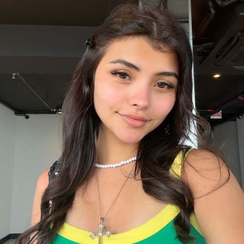 80d6eff0b6cee871a0e870f088230674tplv-tiktokx-cropcenter_1080_1080f4d8f504548b0ee5.jpg