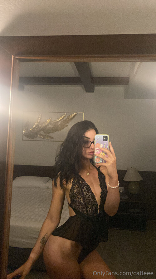 Cat Lee / caitlinnlee Nude Leaked Onlyfans Photo Cat Lee / caitlinnlee Nude Leaked Onlyfans Photo