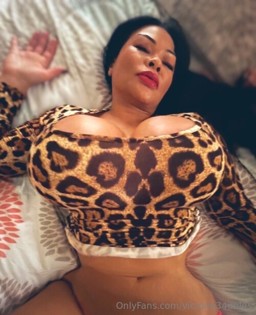 victoria34dblgs Nude Leaked Onlyfans Photo