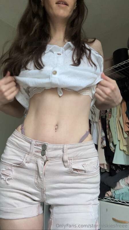 StormiSkies Nude Leaked Onlyfans Photo StormiSkies Nude Leaked Onlyfans Photo
