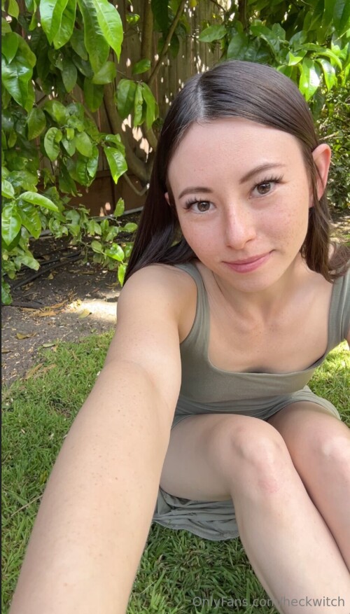 ElfGirlTalia / FuckWitch Nude Leaked Onlyfans Photo