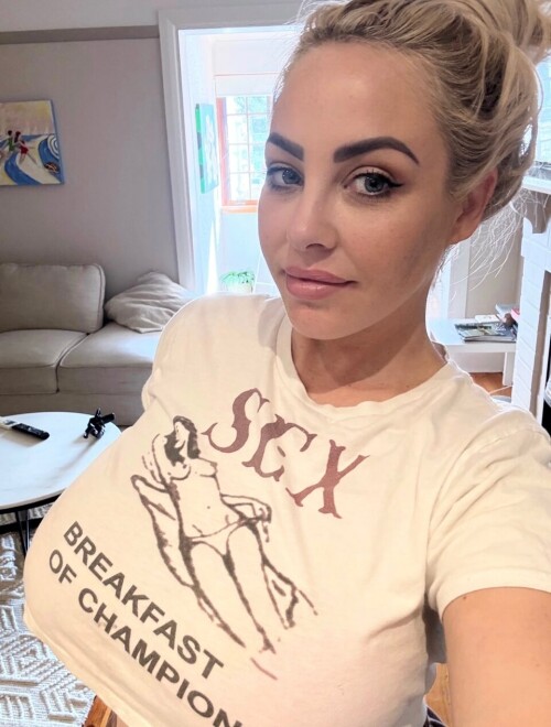 Milf - EvieLeana Nude Leaked Onlyfans Photo Milf - EvieLeana Nude Leaked Onlyfans Photo