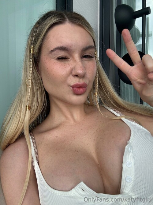 960x1280_06e260839d2be7c1b27a808341d10099ac38b0428eea9d51.jpg