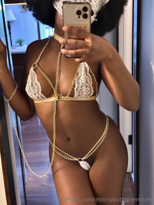 Ebony Butts / PastaToots Nude Leaked Onlyfans Photo