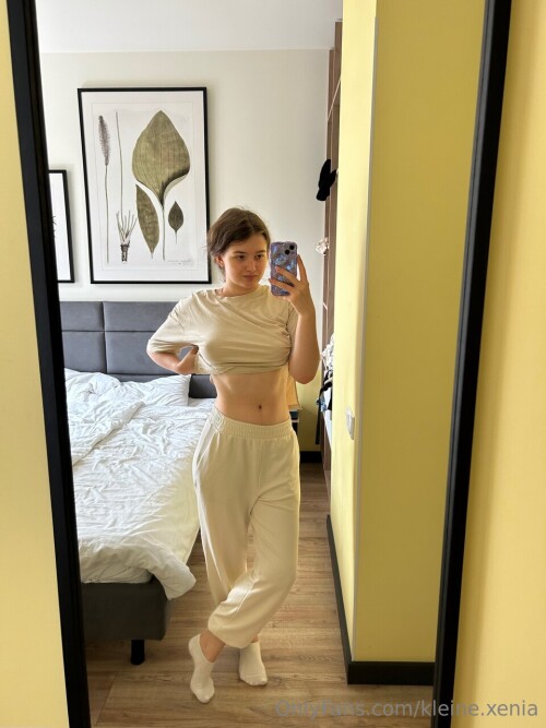 Xenicka _ mala.xenicka _ mala.xenickaa Kleines Mädchen🌸/ kleine.xenia Nude Leaked Onlyfans Photo