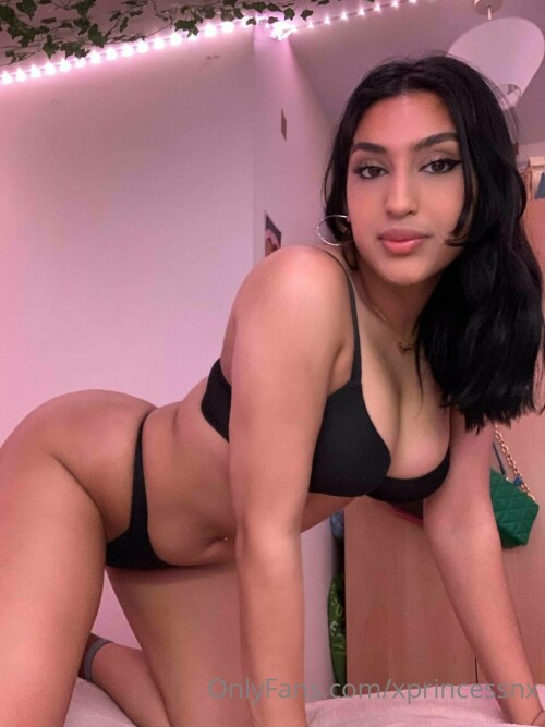 Pakistani Princess - xprincessnx - Harleen Nude Leaked Onlyfans Photo