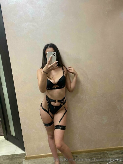 enchanting_EVA Nude Leaked Onlyfans Photo