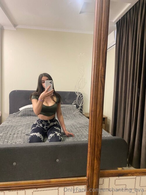 enchanting_EVA Nude Leaked Onlyfans Photo
