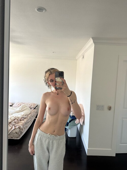 Madi Makoff | madiruve | Madi.ruve Nude Leaked Onlyfans Photo Madi Makoff | madiruve | Madi.ruve Nude Leaked Onlyfans Photo