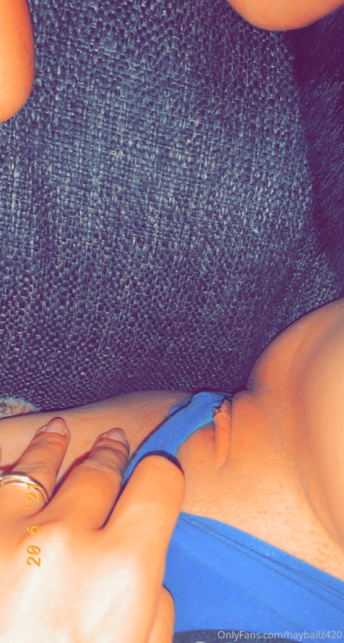 Bailey (haybailz420) Nude Leaked Onlyfans Photo Bailey (haybailz420) Nude Leaked Onlyfans Photo