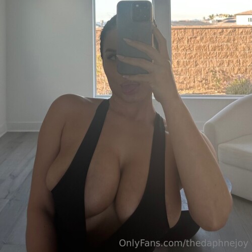 DaphneJoy Nude Leaked Onlyfans Photo DaphneJoy Nude Leaked Onlyfans Photo