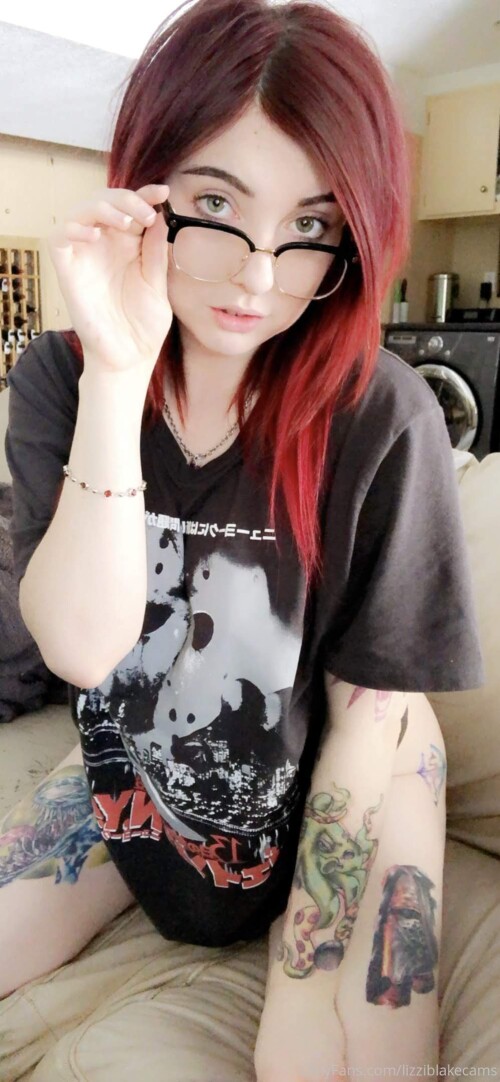 Lizzi Blake Nude Leaked Onlyfans Photo Lizzi Blake Nude Leaked Onlyfans Photo