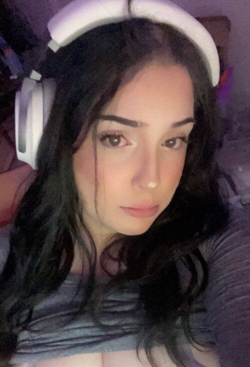 Angelinuhz Nude Leaked Onlyfans Photo