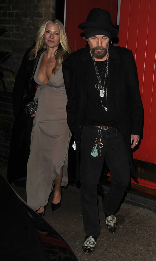 Ali_Larter_at_the_Chiltern_Firehouse_in_London_11-09-2024__20_29693c4a46475191.jpg