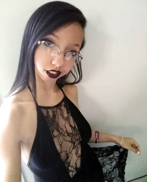 Alice_Lexington-1138664232088743937-20190612_002802-img1e601058a9385d4a7.png