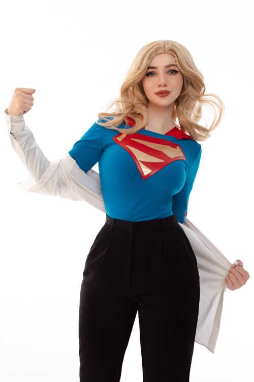 Alina-Becker---Supergirl-29a5696f96328e5be.md.jpg