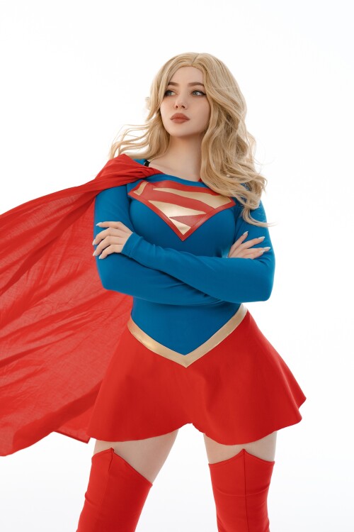 Alina-Becker---Supergirl-35cd05d148d0d4a9c.md.jpg