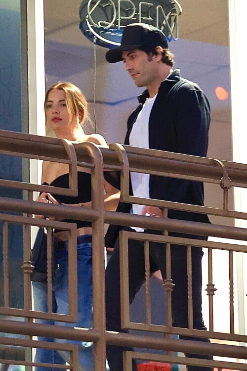 Ashley_Benson_at_the_Sushi_Park_in_West_Hollywood_09-02-2024__23_87d26216fc3bfceb.md.jpg