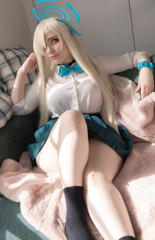 Asuna-school-girl_12c3fec384f913e7a.jpg
