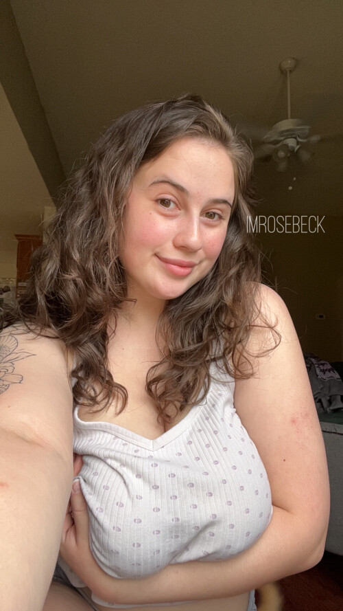 Rose Beck (imrosebeck) Nude Leaked Onlyfans Photo Rose Beck (imrosebeck) Nude Leaked Onlyfans Photo