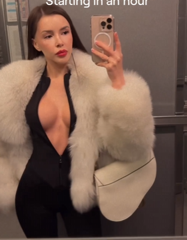 Lily_Off_Valley Nude Leaked Onlyfans Photo Lily_Off_Valley Nude Leaked Onlyfans Photo