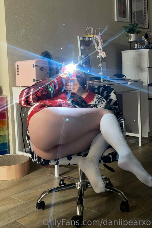 Danielle Pedroza (Daniibearxo) Nude Leaked Onlyfans Photo Danielle Pedroza (Daniibearxo) Nude Leaked Onlyfans Photo