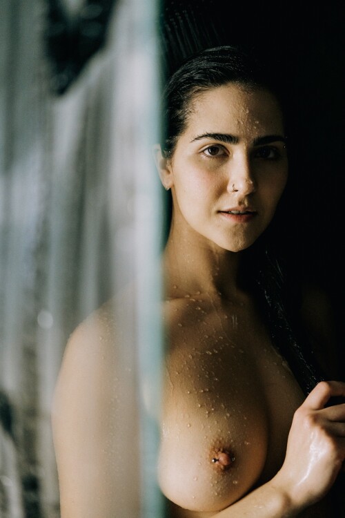 Dasha-Darbandi-by-Pavel-Krasnov-2025-01-11-51375233c0bb70db0.jpg