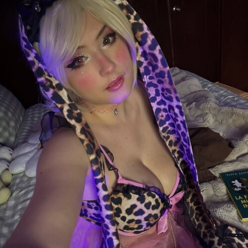 Do-I-look-cute-on-my-moeflavor3323eb3e52412d62.jpg
