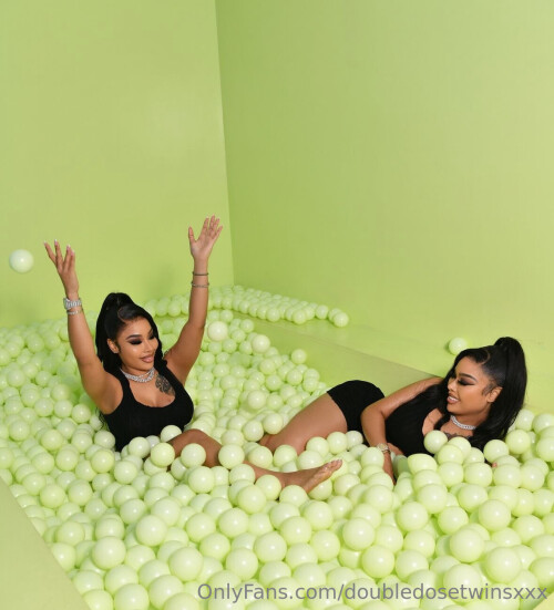 Double Dose Twins Nude Leaked Onlyfans Photo Double Dose Twins Nude Leaked Onlyfans Photo