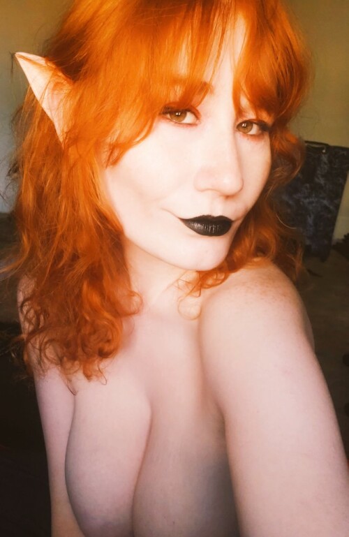 Strawbri / loivelygirl Nude Leaked Onlyfans Photo