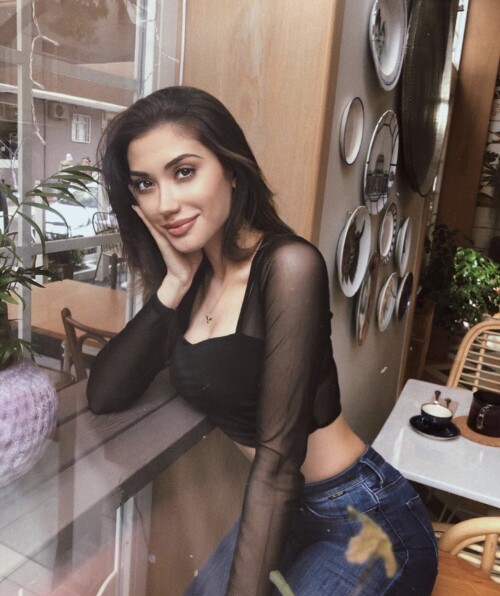 EQ1e4B9WoAIE8Ue8b787aae06c16836.md.jpg